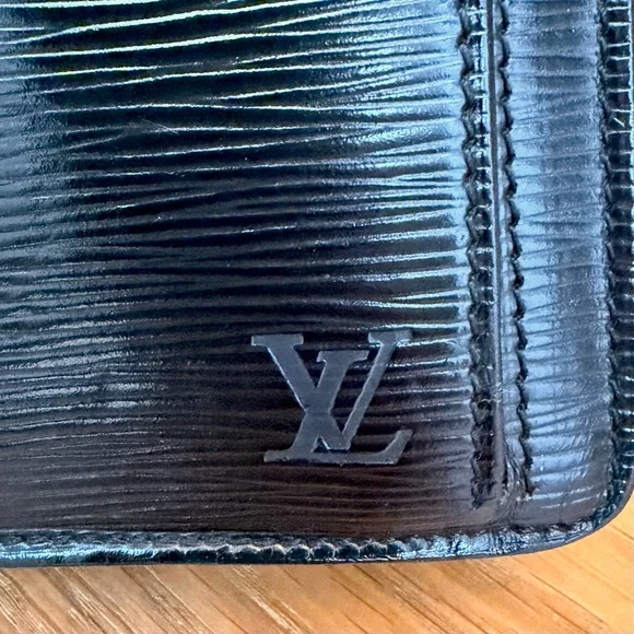 Louis Vuitton Authentic Vintage Custom Epi Sellier Clutch /Shoulder Bag - Picture 7 of 14